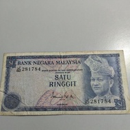 3rd series Malaysia 1 Ringgit Very Fine condition