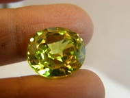 พลอยเพอริดอทของ เพชรรัสเซีย รูปไข่ 16 CARATS (1 เม็ด)  Peridot Gemstone Oval Shape  CUBIC ZIRCONIUM 