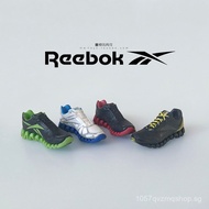 New bulk goods Simulated sports shoes Shoe model Miniature toy capsule Ornaments DIY Pendant QM4Y