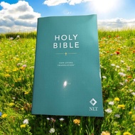 NLT Holy Bible Economy Outreach Edition, Green