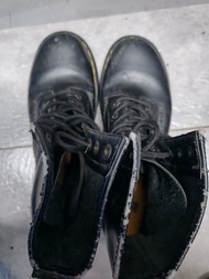 Dr Martens 8孔 短靴