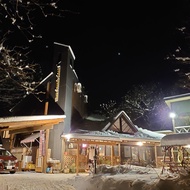 好主意咖啡廳&旅館 (Cafe & inn That Sounds Good)