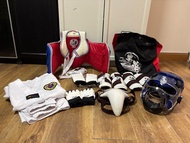 99% 新-樂華跆拳道全套用品（150碼衫+S碼搏擊用具）