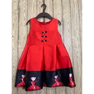 Children's dresses 6 years & 2 years old likenew