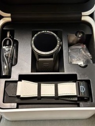 Tag Heuer Connected Calibre E5 Golf Edition  plus STEEL BRACELET CALIBRE E5 40MM