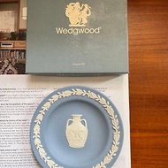 金銀寶貝 英國製經典瓷器 WEDGWOOD 藍白經典陶瓷盤子