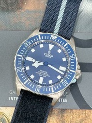 🧺洗衣街店🧺🌈🌈新返貨啦🌈🌈🎁連出世卡及盒🎁💙💙Tudor Pelagos 25707B/22💙💙原裝藍圈藍面💙💙42mm 自動機芯 狀態一流👍🏻👍🏻BW788(旺角洗衣街店）