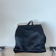 Prada classic vintage black silk clutch pouch bag經典中古復古絕版黑色絲綢手拿包小手袋化妝包#971