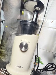 HUROM DIVAS  冷壓慢磨果汁機