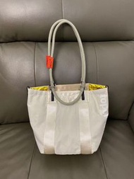 Topologie Summit Tote Small 香港現貨 | 雙面換風格尼龍手提斜背包 5.2L耐磨防水