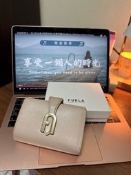 FURLA 粉膚色 皮夾