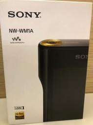 SONY NW-WM1A 數位隨身聽。盒裝配備齊全。2022年在SOGO復興館購買，保固還有1年多