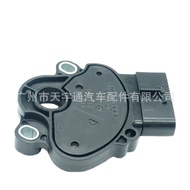 Sesuai untuk Ford Mazda M3 Neutral Switch Gearbox Gear Switch FN02-21-444