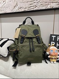 Burberry rucksack backpack nylon 金扣  100%Authentic,全新未使用品  💎尖沙咀中港城門市