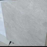 Lantai Granit Abu-Abu Piacenza 60X60 Dengan Tekstur Kasar