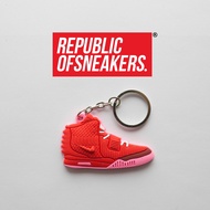 [2D KEYCHAIN] NIKE AIR YEEZY 2 RED OCTOBER