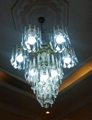 Lampu hias gantung kristal akrilik mewah cabang tujuh lampu / lampu