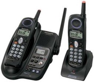 電話:國際牌Panasonic KX-TG2344,2子機,2.4GHz數位長距離+答錄+來電顯示,發光天線,免持對講, 9 成新