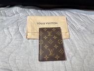 LV PASSPORT CASE 護照套