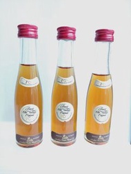 酒版： FOV 干邑拔蘭地酒辦3支，3CL，怡和洋行代理。