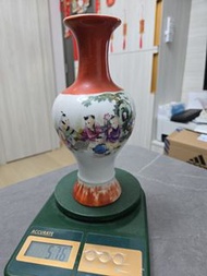 古董乾隆年製彩釉花瓶