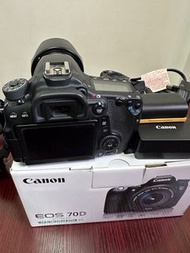 Canon EOS 70D with EF-S 18-135mm IS STM kit lens
