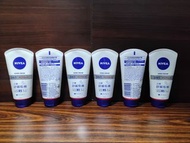 全新 歐洲原裝進口〔NIVEA 妮維雅極致修護護手霜〕3合1白色升級配方  (非藍款） 維他命原B5  24H長效滋潤乳液 75 ml