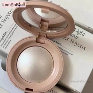 Silky Brightening Highlighter - Rare Beauty Selena Enlighten Mesmerize