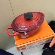 Le Creuset 橢圓形鑄鐵鍋