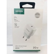 UGREEN 20W PD USB- C BATOK FAST CHARGER UGREEN 10220-Mini Charger Adapter