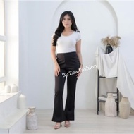 Flare Pants-Highwaist Flare Pants-Highwaist Curly Cutbray