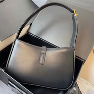 Ladies' shoulder bag, hand-held shoulder bag, underarm bag, baguette bag, gift box packaging