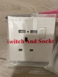 全新英規USB充電插座