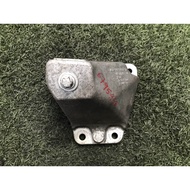 BMW 5 Series F10 2010-2017 Engine Mounting Bracket RH (6795958)(N47 2.0Diesel Model)(USED)