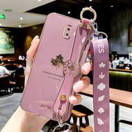 เคสโทรศัพท์สุดหรู Samsung Galaxy J6บวก J6 + J7นายก J2 J4 + J4สไตล์ใบเมเปิลที่สำคัญกับปลอกสายคล้องสายรัดข้อมือ