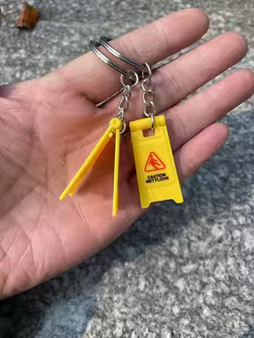 1PC " CAUTION WET FLOOR" Foldable Plastic Keychain