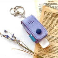 客製化禮物 自訂人名 手縫皮革消毒搓手液套掛飾 新年禮物