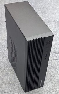 MinisForum 795S7 AMD Ryzen 9 7945HX 32GB DDR5 Ram 1TB Nvme SSD Mini PC Wifi6E Win11 快過 5950X 5900X