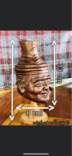 龍婆趁乃 魯士