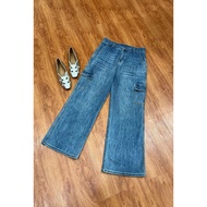C.CCHZAIL17 JEANS