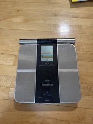 Omron scale HBF701 體脂磅