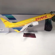 Resin Airplane 47cm Airplane Model B737DHL Airplane Model Toy with Landing Rack