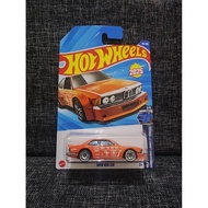 Hotwheels bmw 635 csi