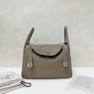 Hermes Lindy 30 大象灰銀扣