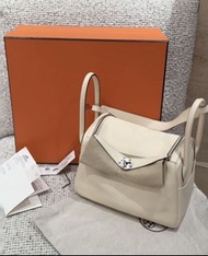 有單✨ 全新 Hermes 愛馬仕 Lindy  26 奶油白 銀扣 Y刻