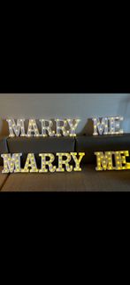 MARRY ME 求婚 燈牌