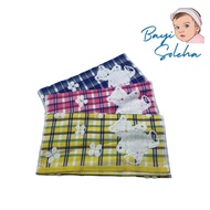 Dixon Bear Motif Flower Towel