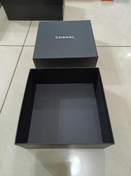 【二手衣櫃】專櫃正品 CHANEL 香奈兒 黑色硬紙盒 21*21*8.5cm 上下蓋 禮品盒 禮物盒 皮夾皮件包裝盒 