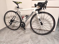 Cannondale 公路車 | 鋁架碳叉 | Shimano Dura-Ace & Ultegra 22速套件 | Mavic 鋁拎 | Astute 碳軌坐墊 | 7.9kg | Size 48c