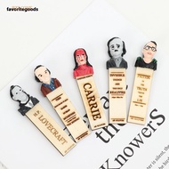 FAVORITEGOODS Horror Novels Resin Hand Carved Office Supplies Half-Length Figure
